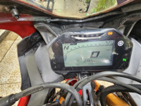 Red Yamaha R15 V4