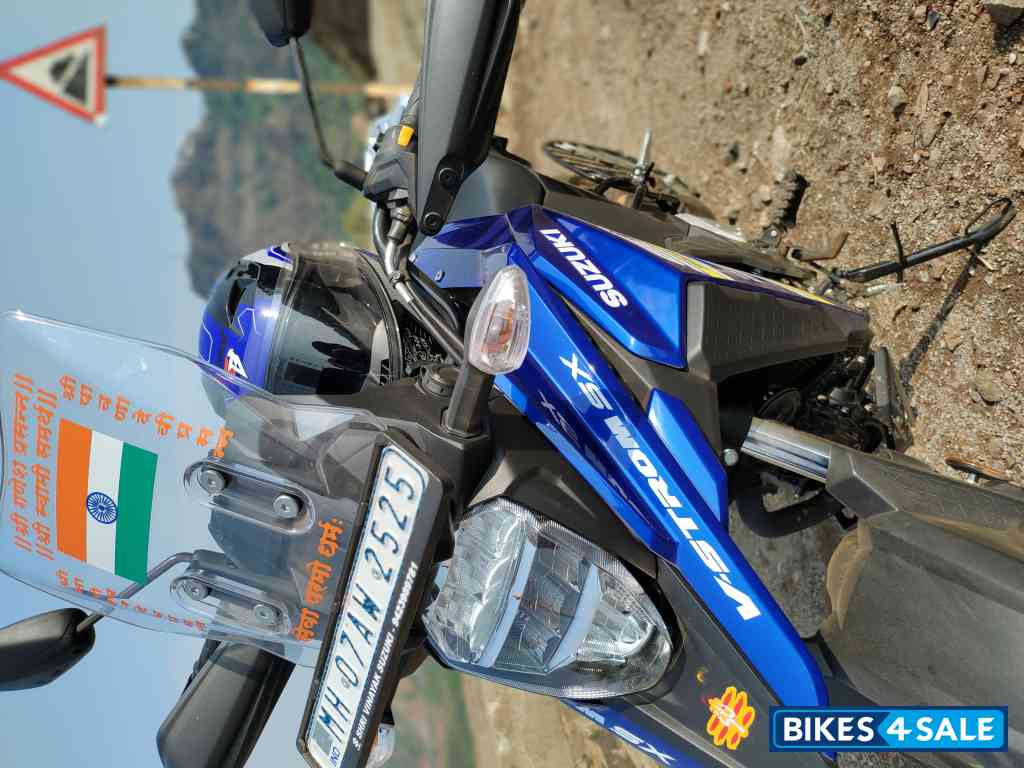 Blue 🔵 Suzuki V-Strom SX 2025