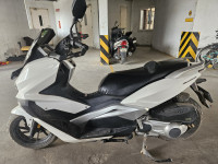 Keeway Vieste 300