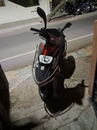 TVS Scooty Streak