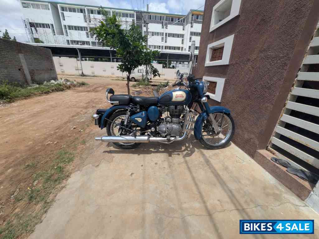 Royal Enfield Classic 350