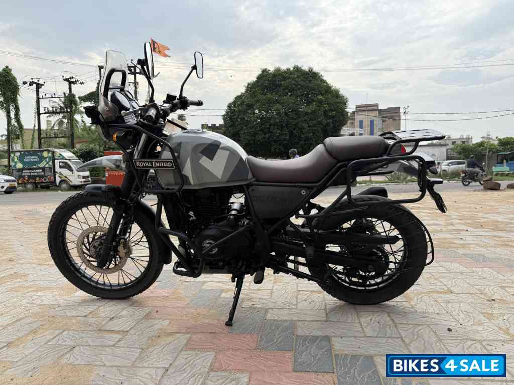 Sleet Gray Royal Enfield Himalayan Sleet