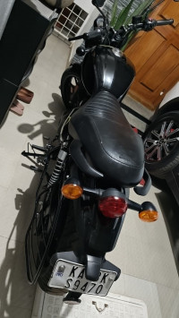 Royal Enfield Hunter 350 Metro