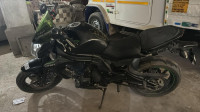 Black Kawasaki ER-6n