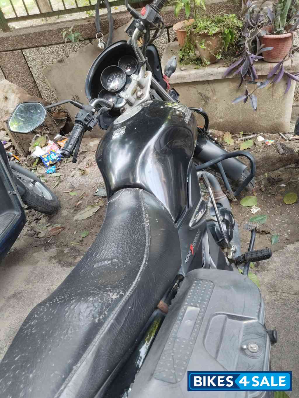 Black Honda Unicorn 160 BS6