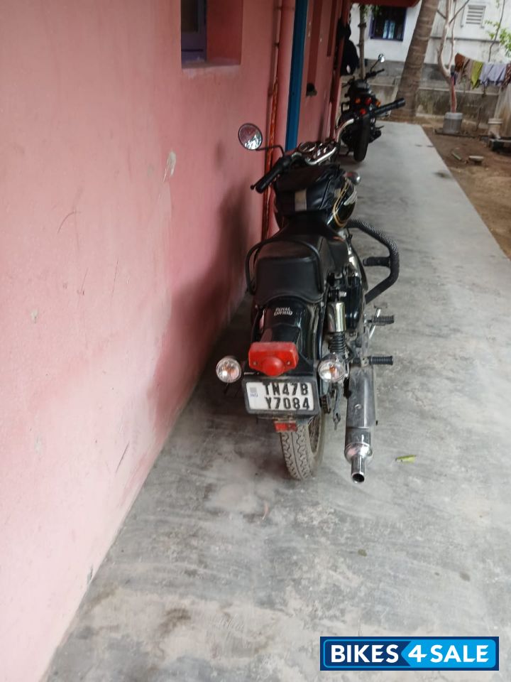 Black Royal Enfield Bullet 350 KS BS6