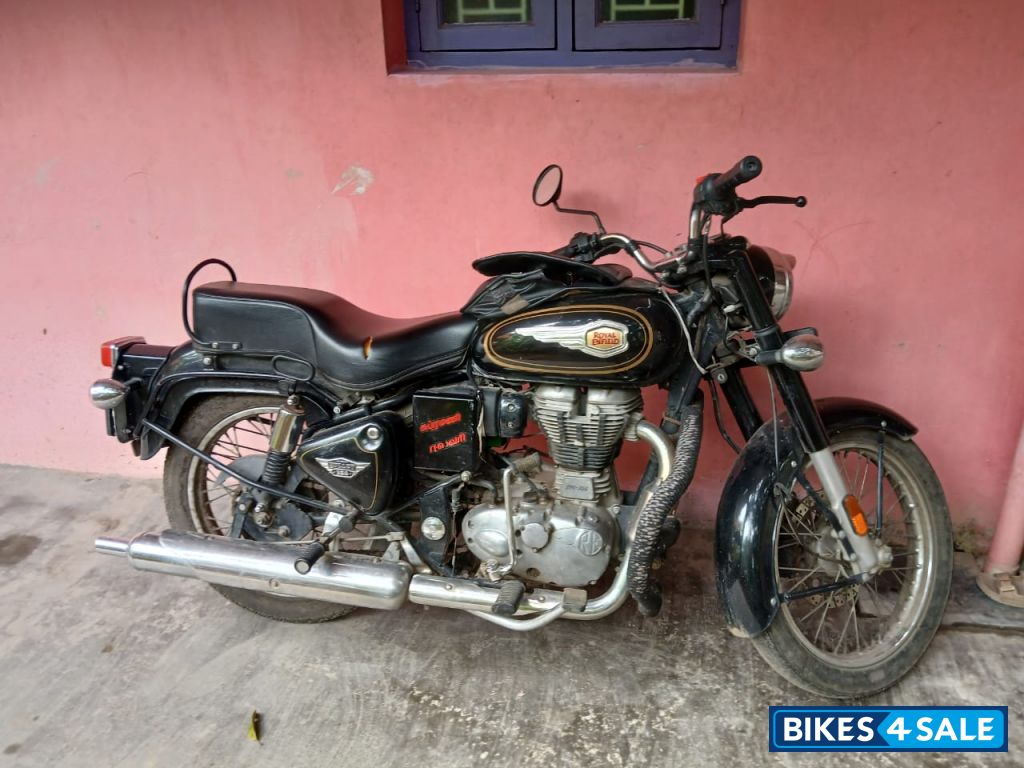 Black Royal Enfield Bullet 350 KS BS6 Black Royal Enfield Bullet 350 KS BS6