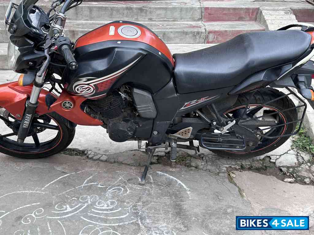 Yamaha FZ-S FI V2