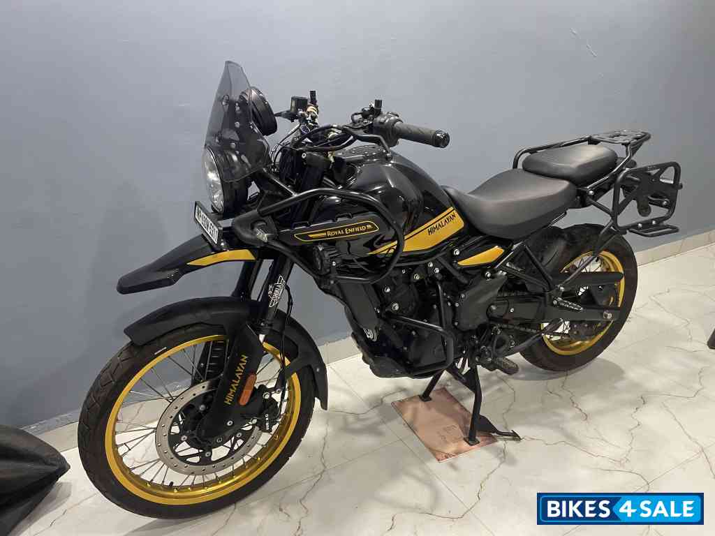 Royal Enfield Himalayan 452 Royal Enfield Himalayan 452