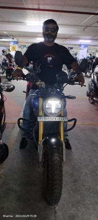 TVS Ronin DS