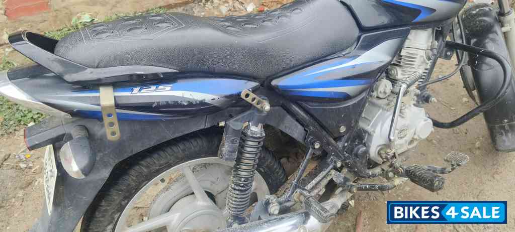 Bajaj Discover 125