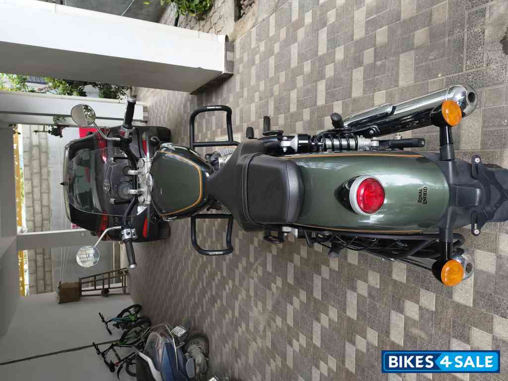 Intersteller Royal Enfield Super Meteor 650
