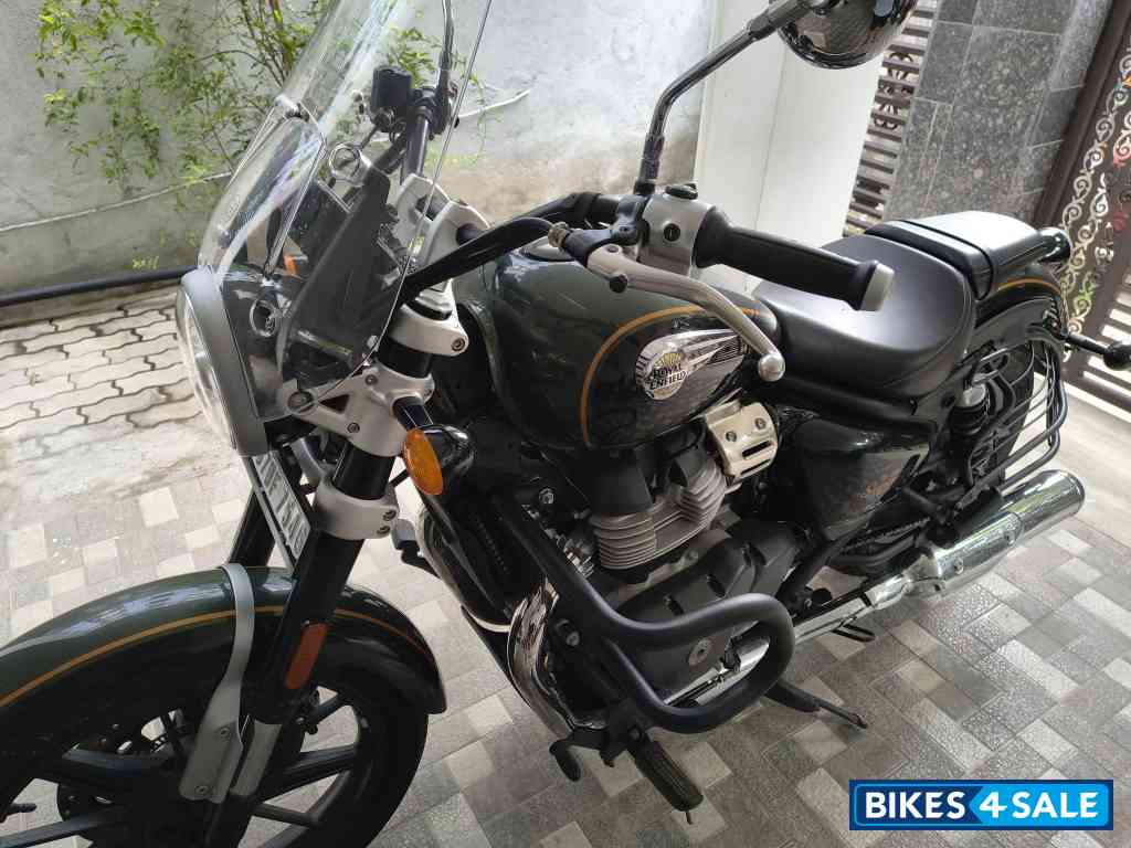 Intersteller Royal Enfield Super Meteor 650