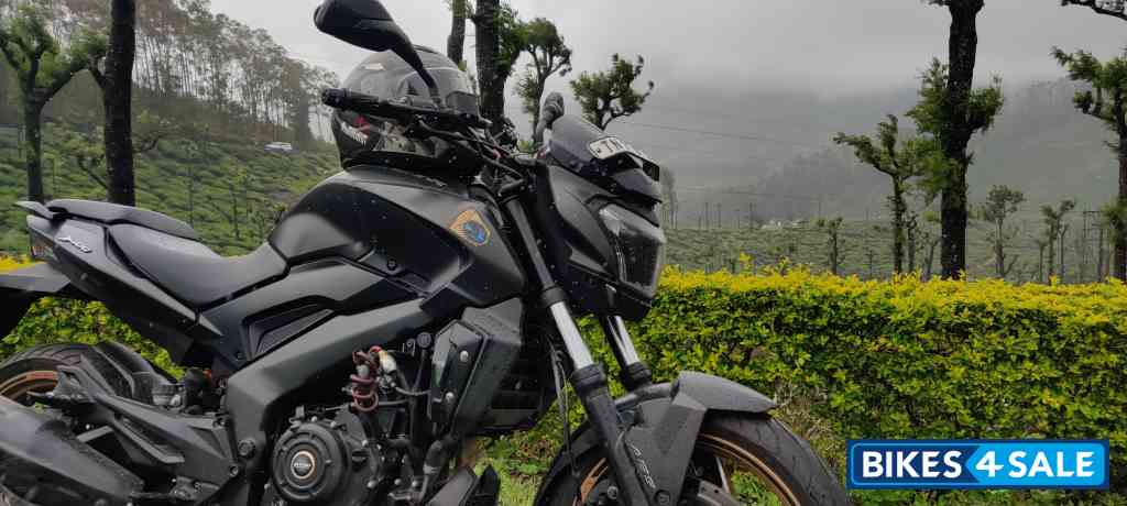 Grey Bajaj Dominar 400