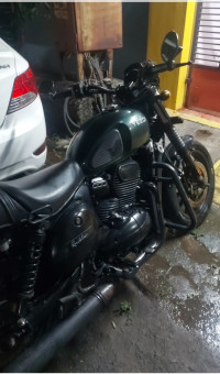 Yezdi Roadster Dark 2022 Model