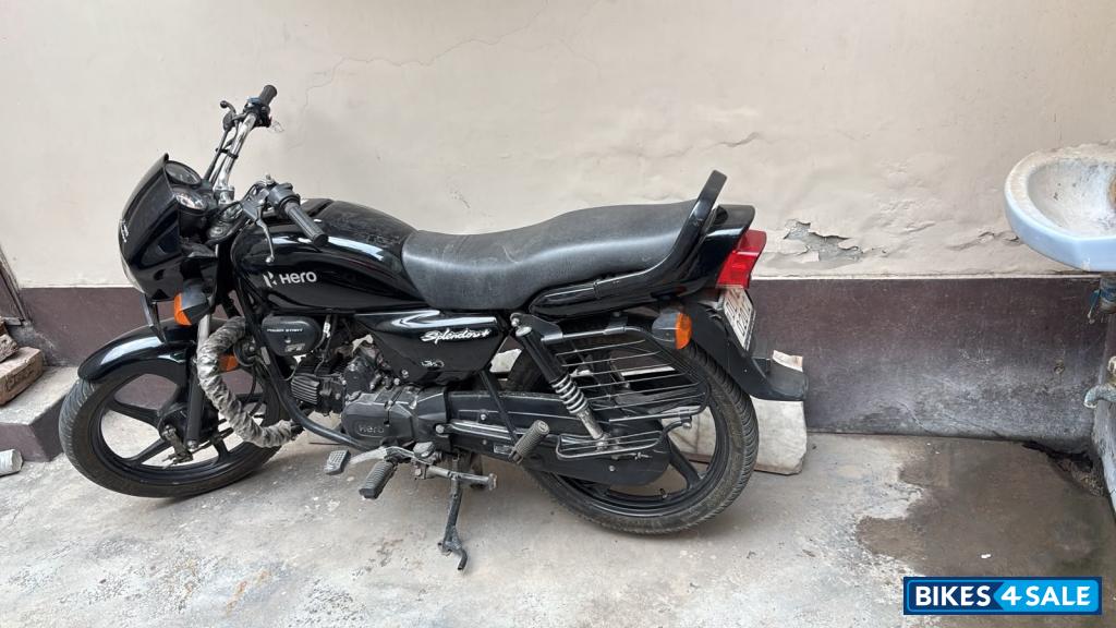 Black Hero Splendor Plus IBS i3s Black Hero Splendor Plus IBS i3s