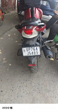 Red TVS Apache RTR 160 2020