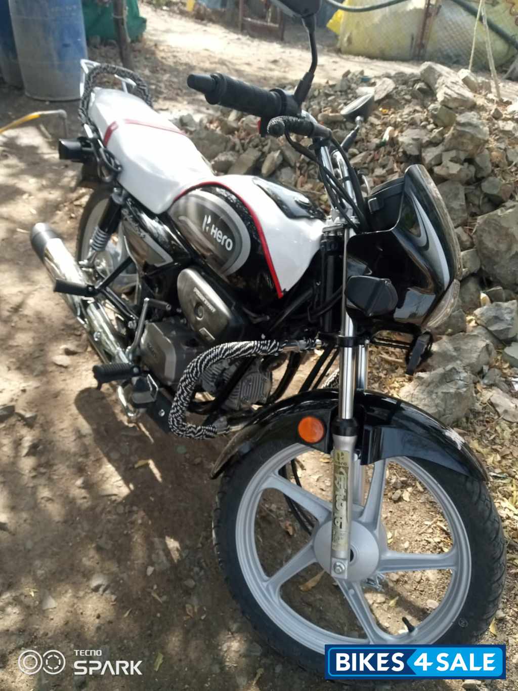 Black Silver Hero Splendor Plus