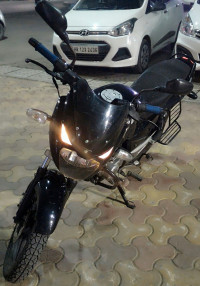 Midnight Black Bajaj Pulsar 150