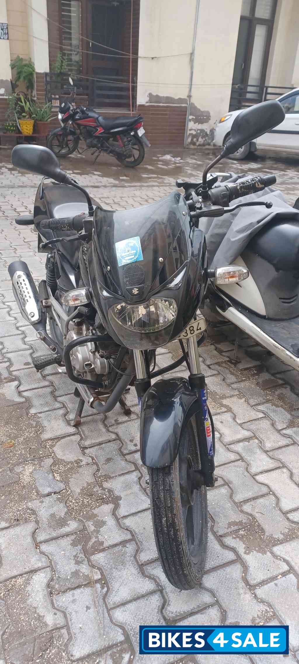 Midnight Black Bajaj Pulsar 150 Midnight Black Bajaj Pulsar 150