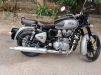 Royal Enfield Classic Gunmetal Grey 2021 Model