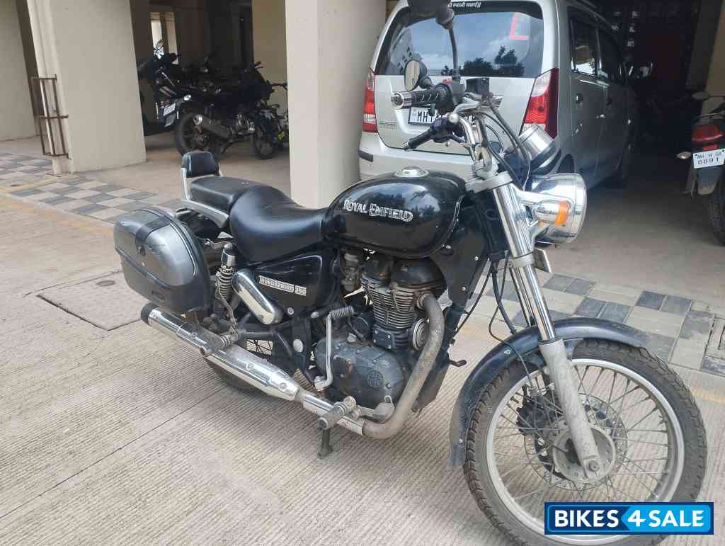 Flicker Black Royal Enfield Thunderbird TwinSpark 350 Flicker Black Royal Enfield Thunderbird TwinSpark 350