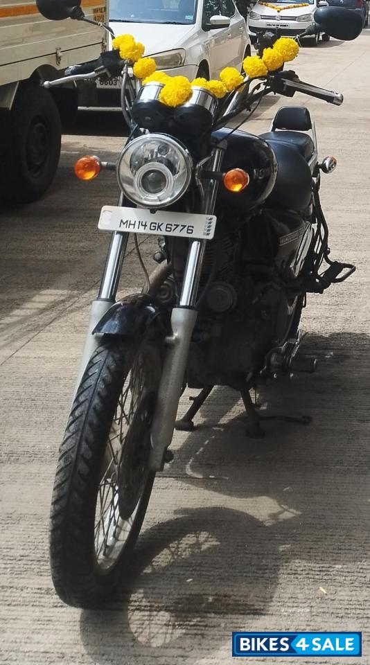 Flicker Black Royal Enfield Thunderbird TwinSpark 350 Flicker Black Royal Enfield Thunderbird TwinSpark 350