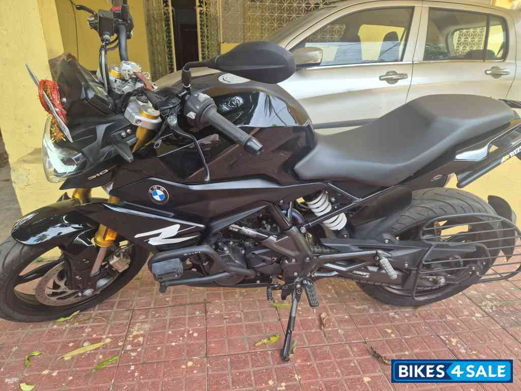 BMW G 310 R