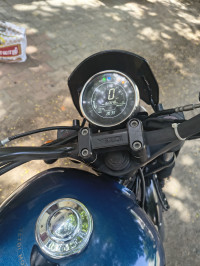 Yezdi Roadster Dark
