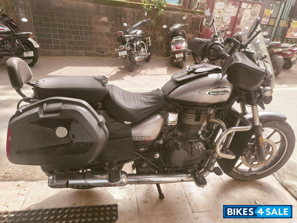 Royal Enfield Meteor 350 Royal Enfield Meteor 350