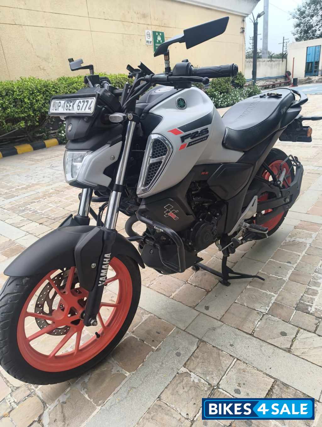 Ice Fluo Vermillion Yamaha FZ-S FI Ver 4.0 DLX