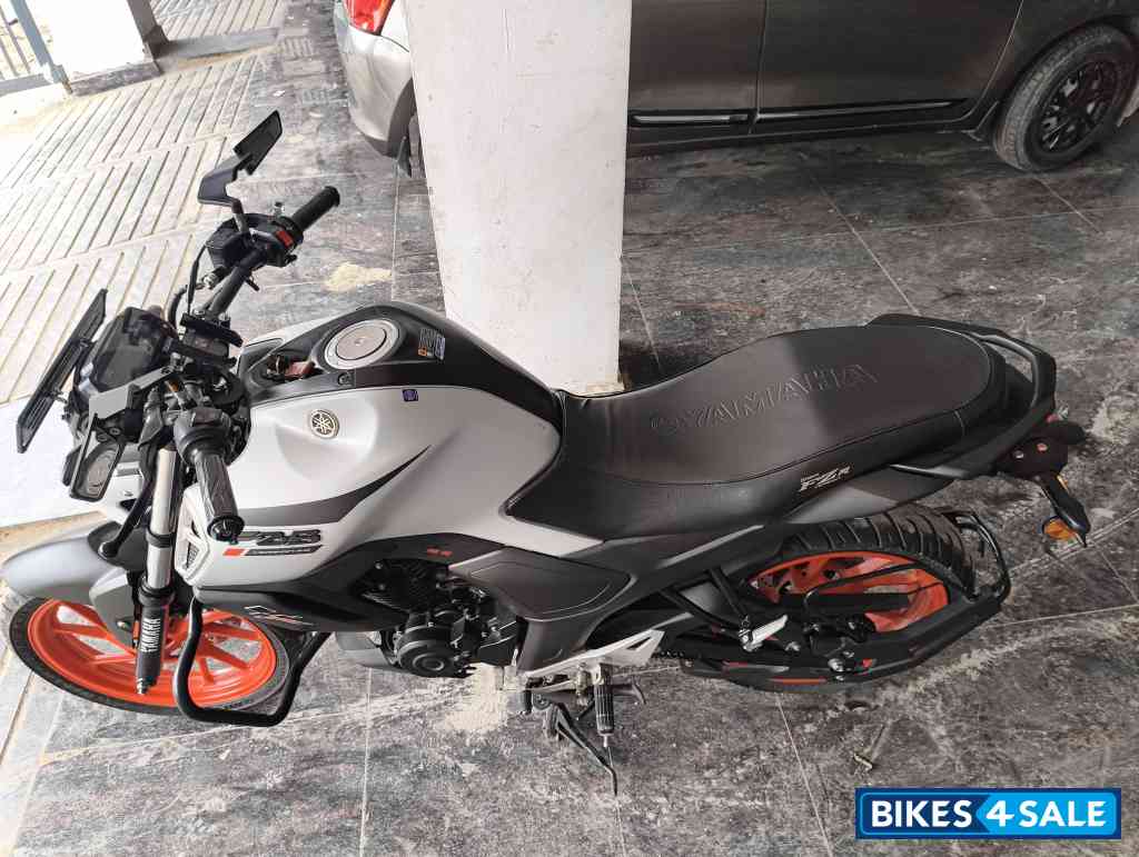 Ice Fluo Vermillion Yamaha FZ-S FI Ver 4.0 DLX