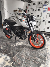Ice Fluo Vermillion Yamaha FZ-S FI Ver 4.0 DLX