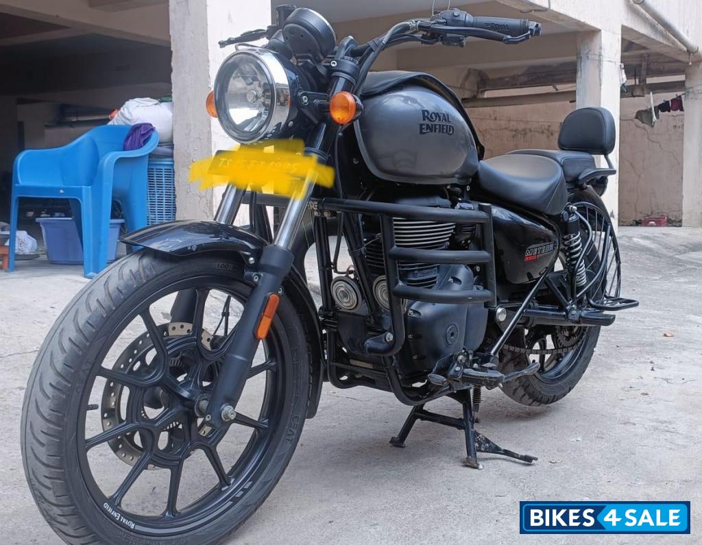 Royal Enfield Meteor 350 Fireball