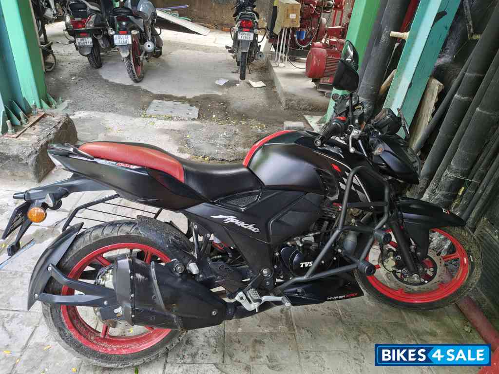 TVS Apache RTR 160 4V BS6 TVS Apache RTR 160 4V BS6