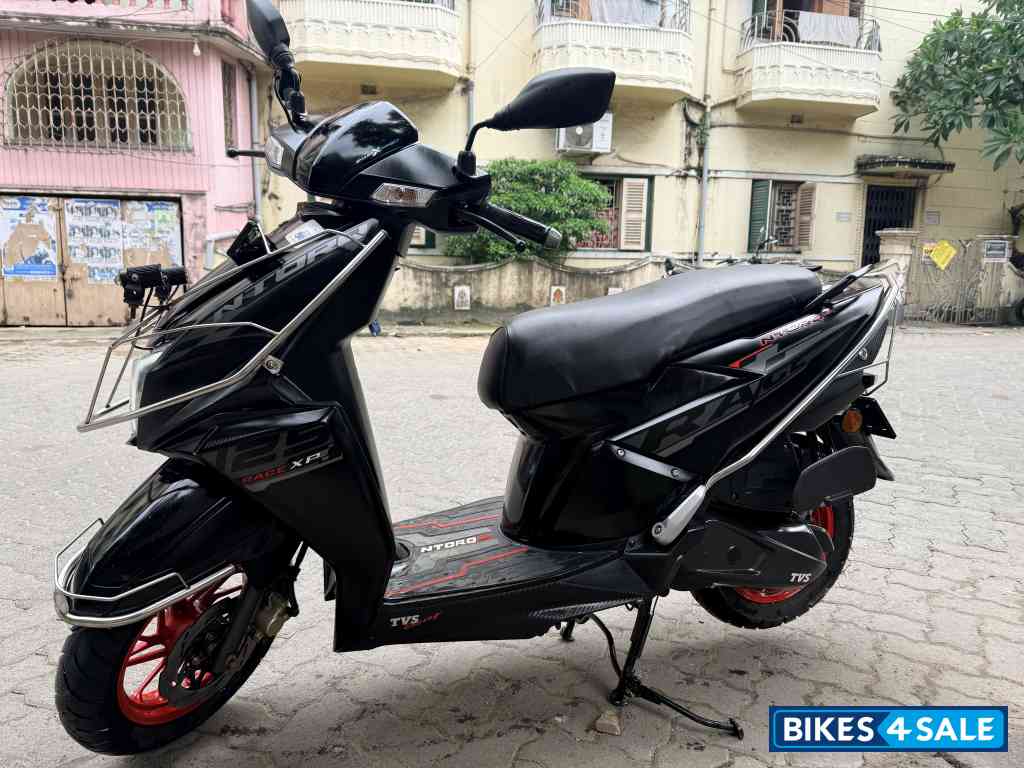 Black TVS NTORQ 125 Race XP Black TVS NTORQ 125 Race XP