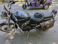 Black Royal Enfield Thunderbird 500