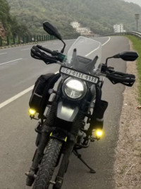 Yezdi Adventure Matte 2022 Model