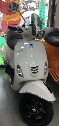 Vespa SXL 150 2017 Model