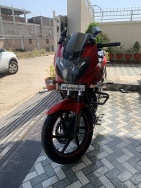 Bajaj Pulsar 220 DTSi
