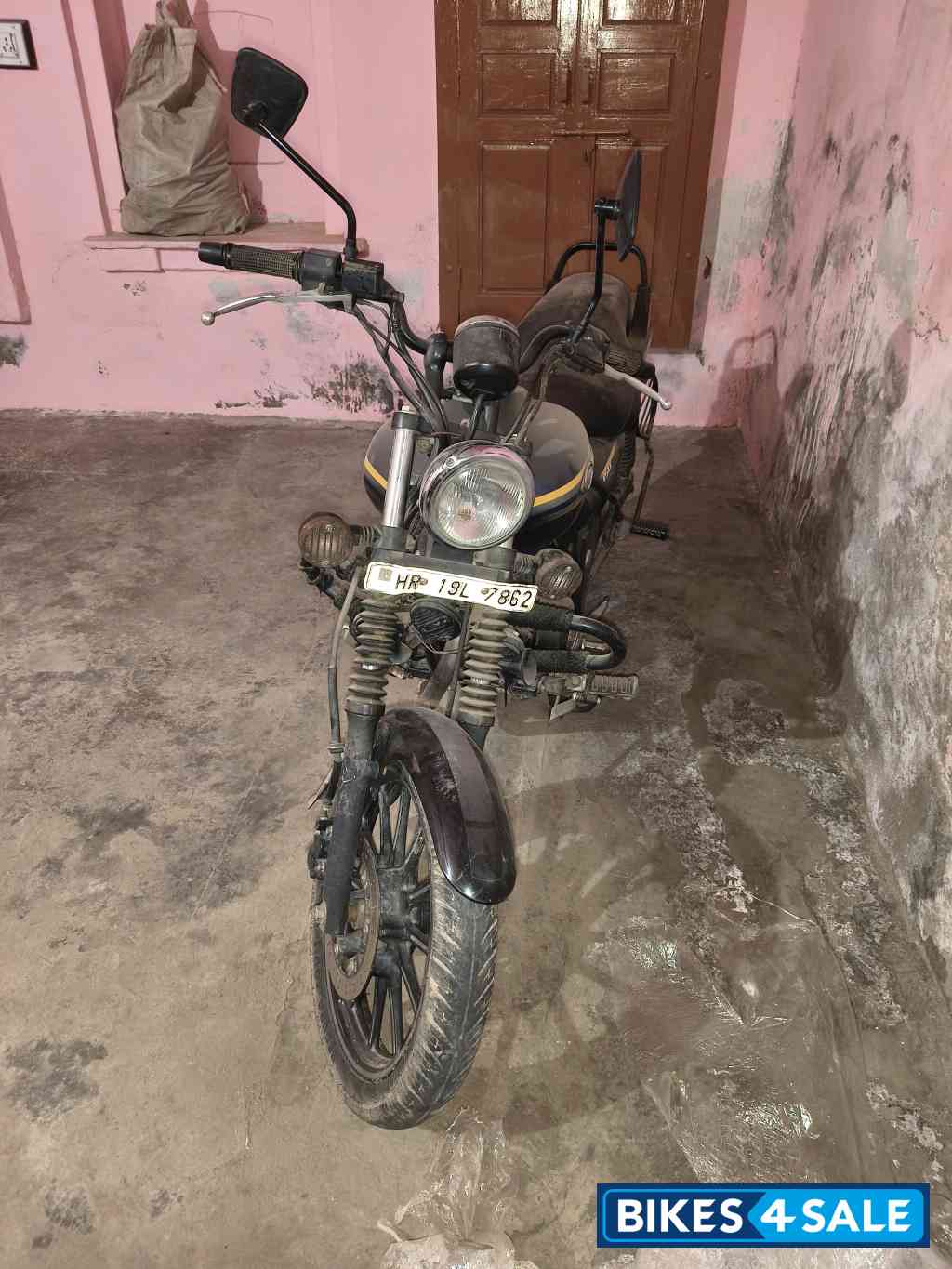 Navy Blue Bajaj Avenger Street 150