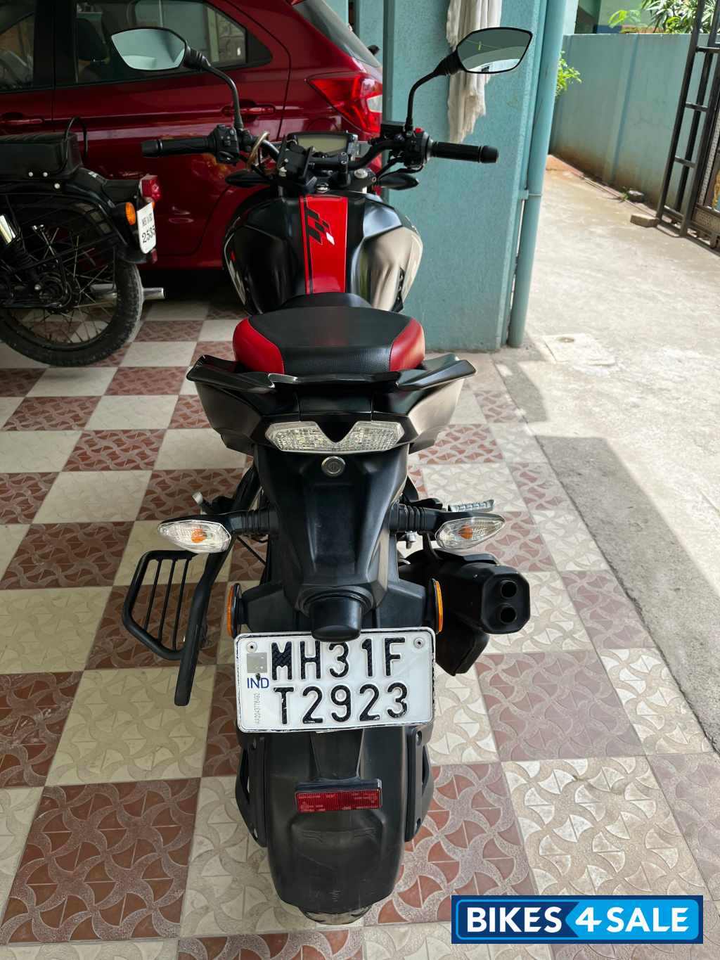 Matte Black TVS Apache RTR 160 4V Special Edition Matte Black TVS Apache RTR 160 4V Special Edition