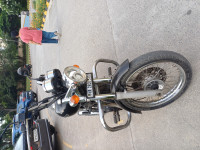 Black Royal Enfield Thunderbird 350