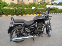 Black Royal Enfield Thunderbird 350