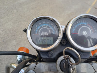 Black Royal Enfield Thunderbird 350