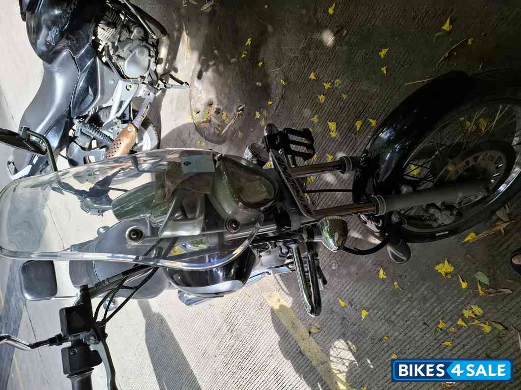 Bajaj Avenger Cruise 220 Bajaj Avenger Cruise 220