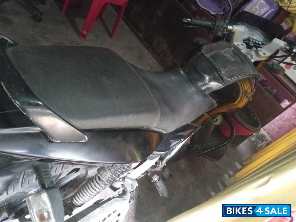 Black Bajaj Pulsar 150 Black Bajaj Pulsar 150