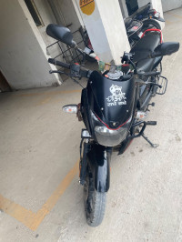 Bajaj Pulsar 150 Neon