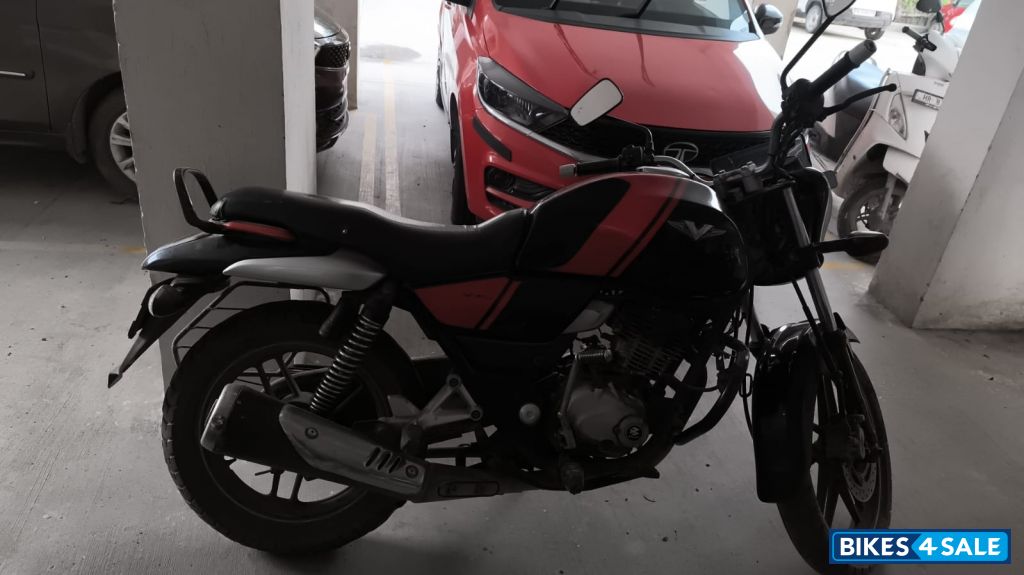 Bajaj V15 Bajaj V15