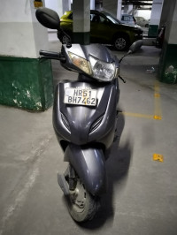 Grey Honda Activa 3G
